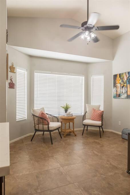 Cozy Home With Pool, Fire Table, Bbq, Rv Parking Mesa Exteriör bild